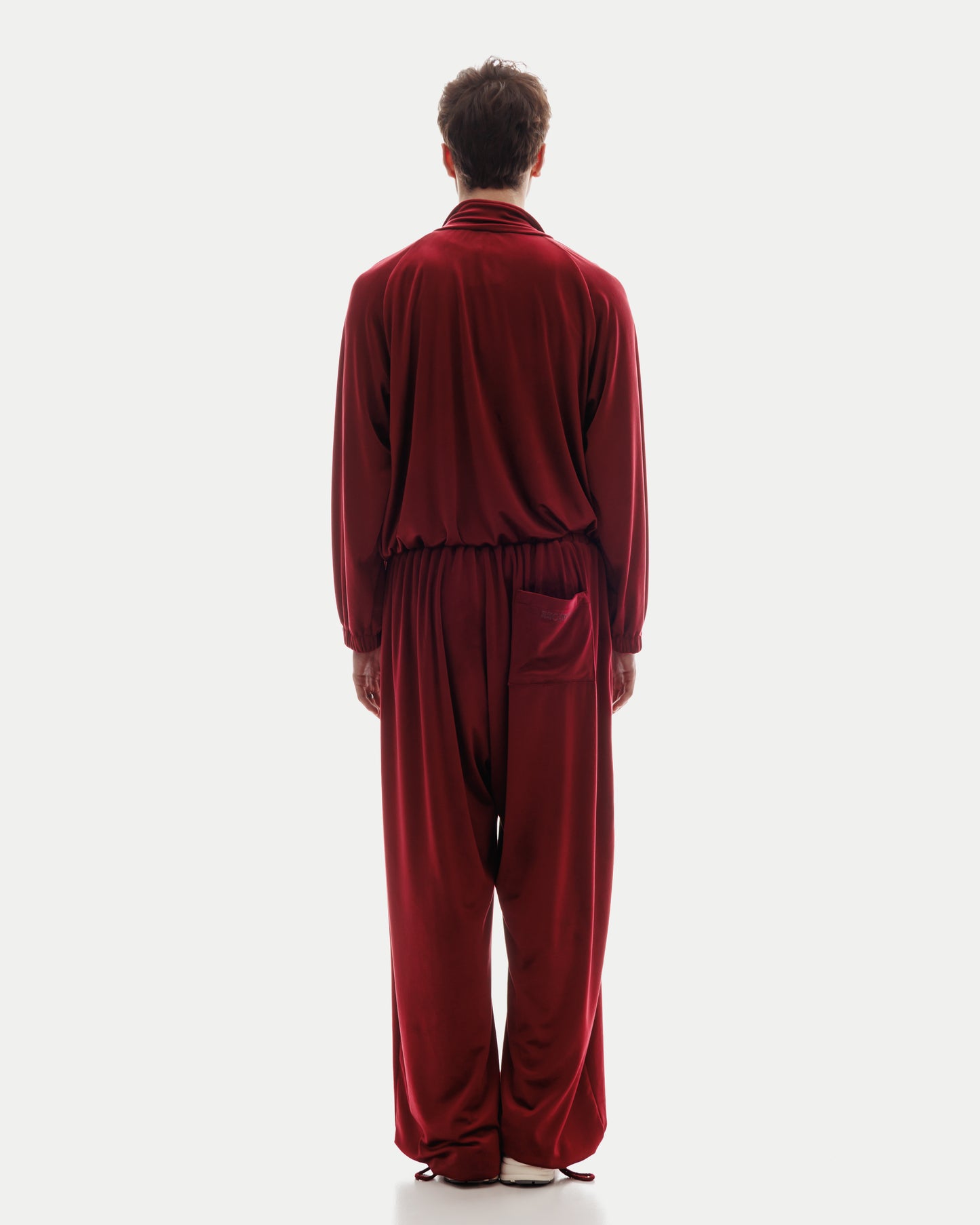 VELOUR SET in Cherry Red