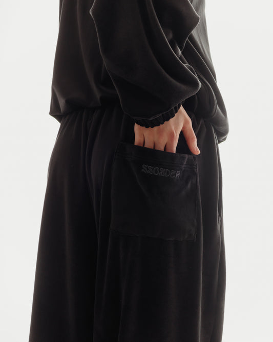 VELOUR JOGGERS in Ink Black